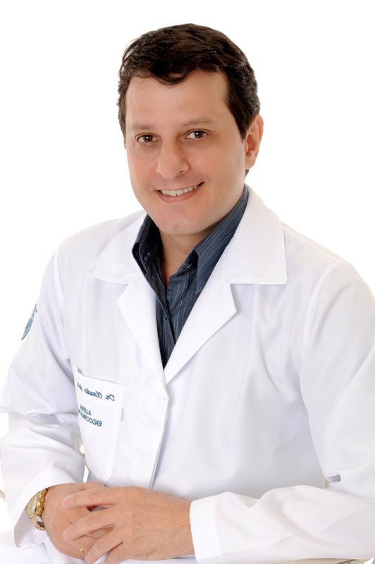 O atributo alt desta imagem está vazio. O nome do arquivo é 17394731102019_dr_claudio_ambrosio1-6346419.jpg